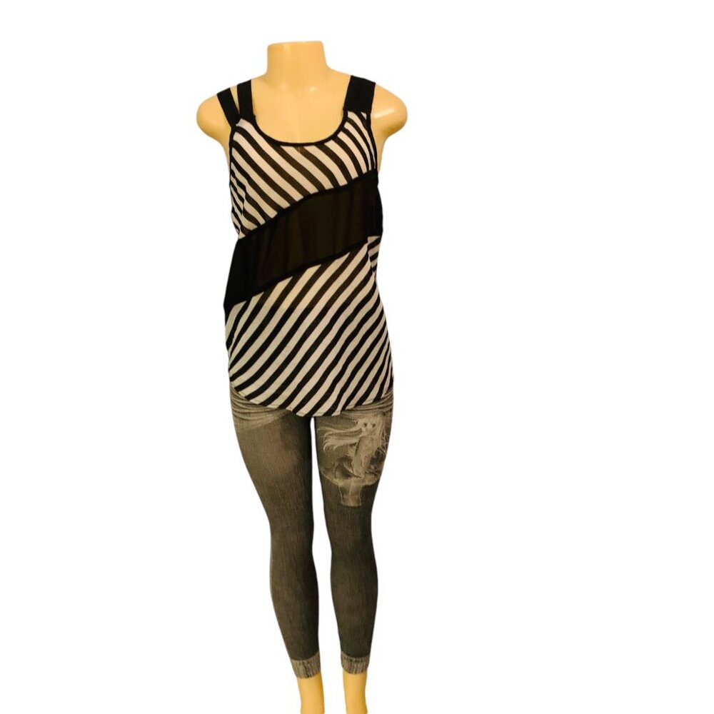 🔥5/$30 Iky Me Sz S Woman Sleeveless Shirt Black White